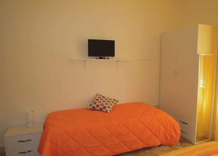 Sole E Mare לינה וארוחת בוקר סלרנו